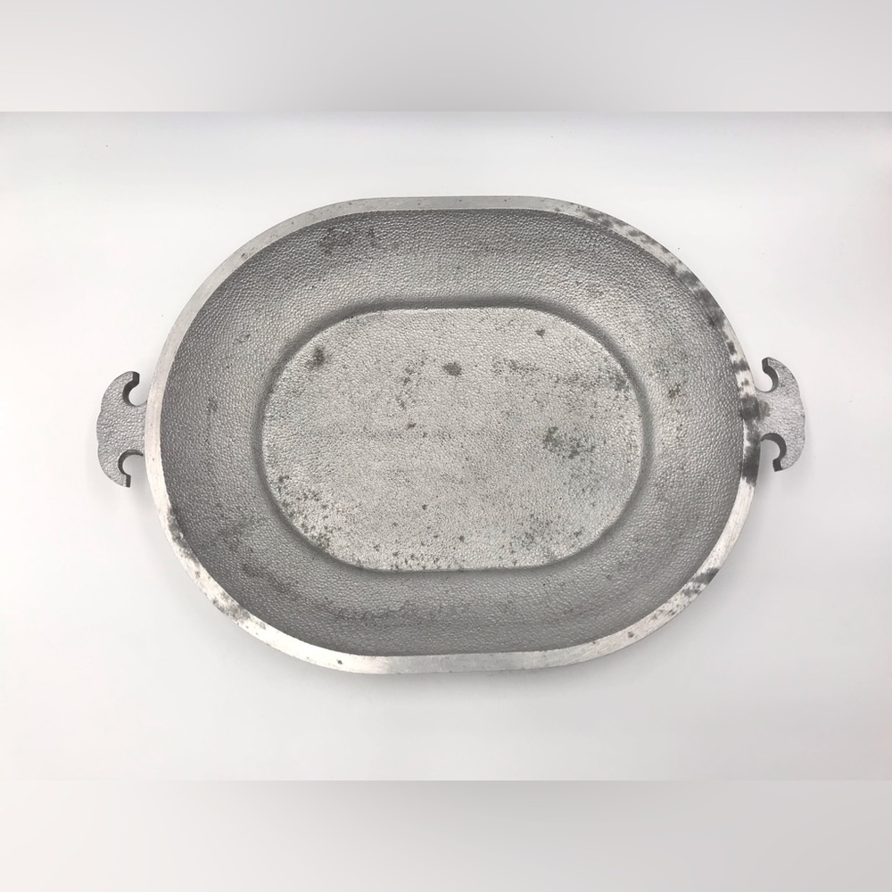 Vintage Guardian Service Oval‎ Platter Cast Hammered Aluminum Serving Tray